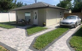 Roy'S Guest House
